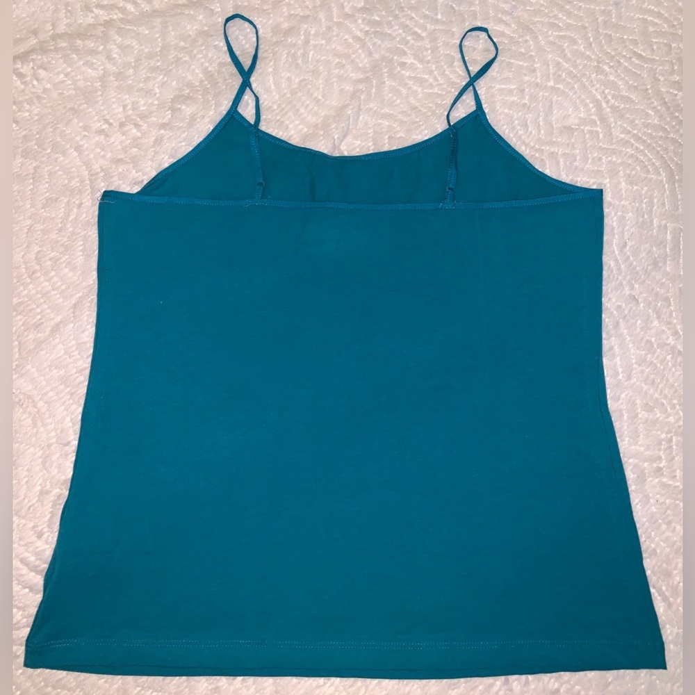 TIME AND TRU TANK TOPS - Picture 2 of 5